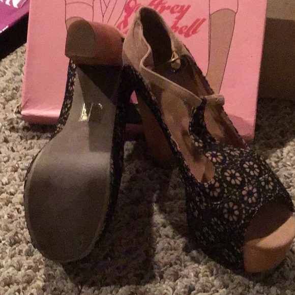 Jeffrey Campbell’s MaryJanes - Picture 2 of 3